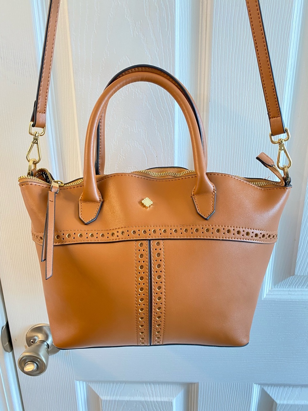 CROWN & IVY leather Satchel handbag in good condition clean interior medium size